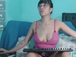 Amateur Sex Cam of Carolina_wish