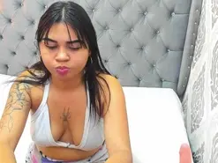 Amateur Best live sex cam show of LauraHillx