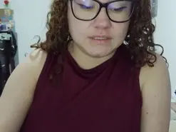 Amateur Adult Webcam of Curly_greeneyed