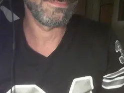Amateur Live Sex of maverik33