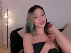 Amateur Nude Webcam of KayraLanne