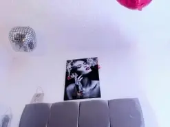 Amateur Free Live Porn of Karol_wish