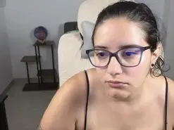 Amateur Live Sex Cam of Moon_woman