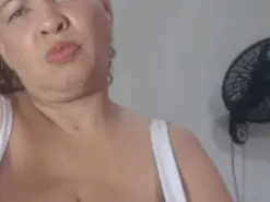 Amateur Best live sex cam show of AngelaMadurita