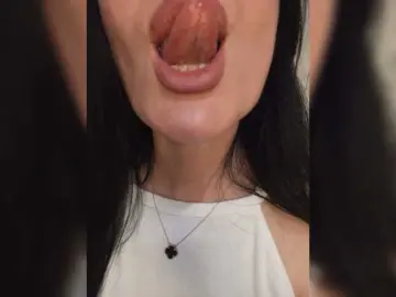 Bongacams Live Sex Cam of Mikki88K