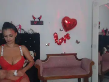 Bongacams Best live sex cam show of flacapaola11