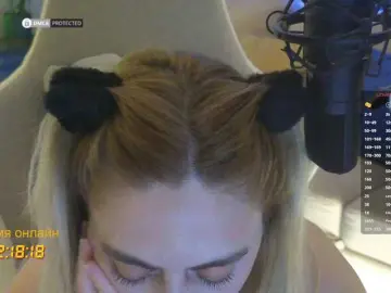 Bongacams Free Porn Cam of -Light-Fury-