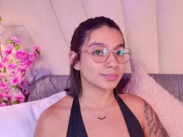 Bongacams Sex Chat of Alyssa-Ray