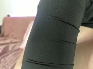 Bongacams Best live sex cam show of MyongBuba