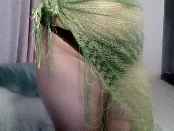 Bongacams Nude Webcam of BellaMichu
