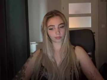 Bongacams Live Porn of LilyHot