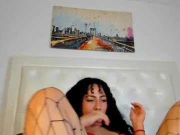 Bongacams Free Porn Cam of rouse-sexy-hotxx77