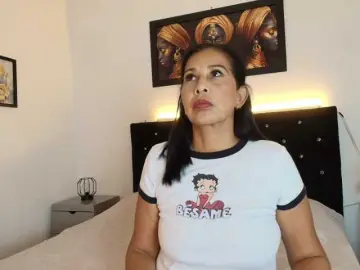 Bongacams Watch Live Sex Cams of Shanon-mature
