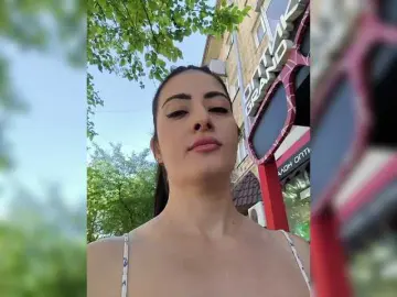Bongacams Nude Webcam of CrazyPussy07