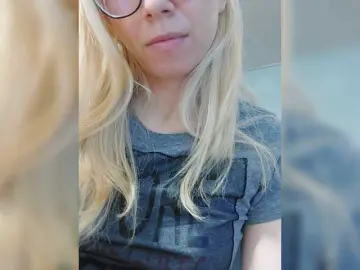 Bongacams Nude Webcam of LittleSammy