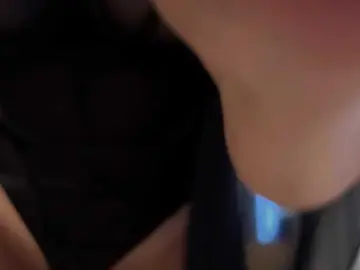 Bongacams Private Sex Chat of hiddenCrazySlut