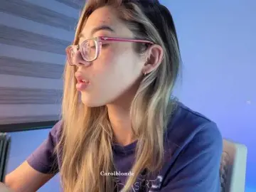 Bongacams Sex Cam of Charlotte-glasses