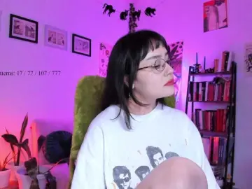 Bongacams Adult Webcam of Luci--ana