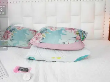 Bongacams Best live sex cam show of horny18girl