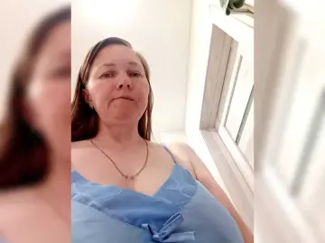 Bongacams Watch Live Sex Cams of Elena565-1