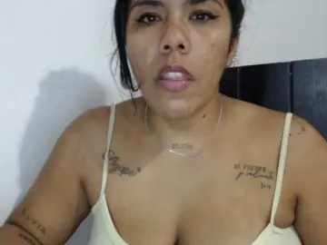 Bongacams Free Porn Cam of Pocahontas17