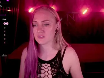 Bongacams Nude Webcam of DramaQuenns