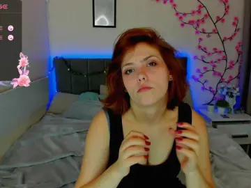 Bongacams Live Sex of DellaRowwe