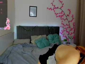 Bongacams Live Sex Cam of DellaRowwe