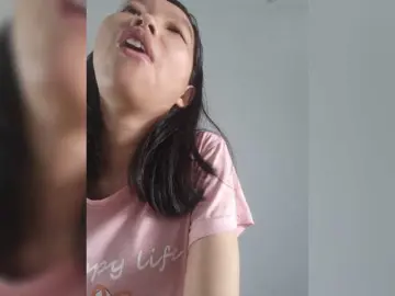 Bongacams Live Sex Cam of Selinababy99