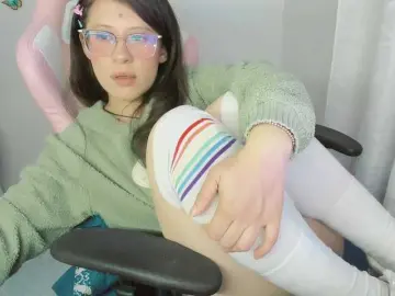 Bongacams Live Sex Cam of ZooeyBelair