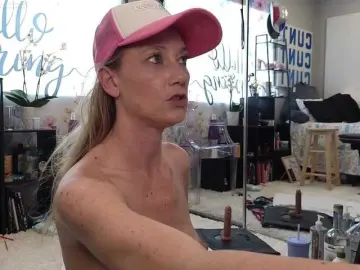 Bongacams Free Porn Cam of sexyscienceteacher90