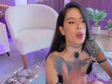 Bongacams Adult Video Chat of EmmaaFoster
