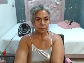 Bongacams Live Sex Cam of lalisha-96