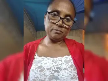 Bongacams Live Sex Cam of hotmomsexy
