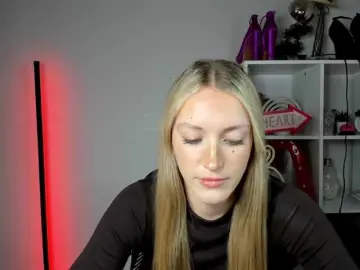 Bongacams Watch Live Sex Cams of EvelynBlond