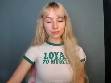 Bongacams Live Sex of LuciaGlow