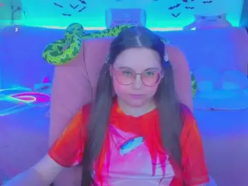 Bongacams Live Sex Cam of LittleKitsune