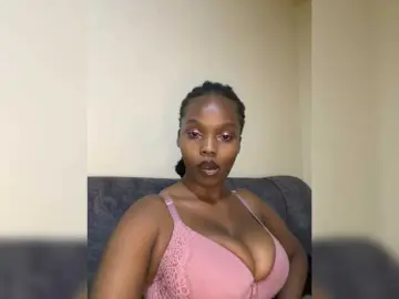Bongacams Best Webcam of Curvy-maxy9