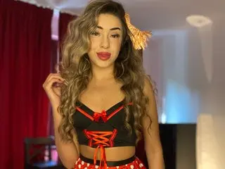 Yanira-Muslim