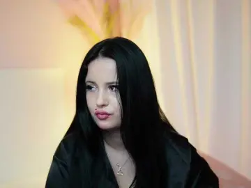 Bongacams Best Webcam of AdelineMoon