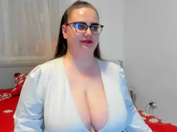 Bongacams Live Sex Cam of amiravyxen