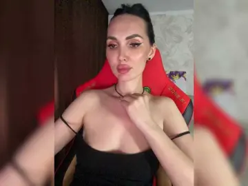 Bongacams Nude Webcam of LolaFox