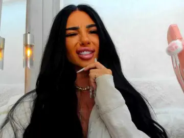 Bongacams Watch Live Sex Cams of BritneyCharm
