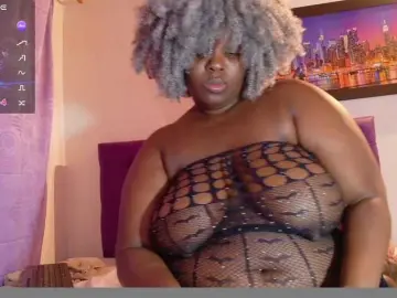 Bongacams Sex Cam of ebony-NeighborMoans