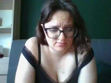 Bongacams Sex Cam of sensualParis