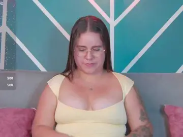 Bongacams Free Porn Cam of Lia-Avalonn