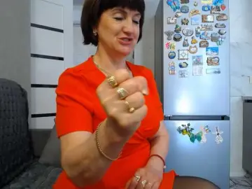 Bongacams Watch Live Sex Cams of TinaaHott
