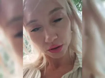 Bongacams Watch Live Sex Cams of AlinaLoves