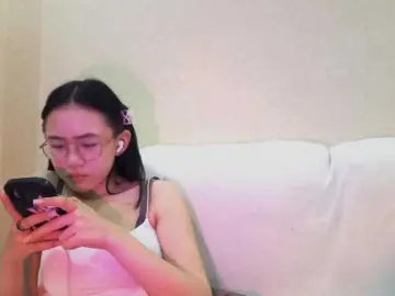 Bongacams Free Porn Cam of MyrleHenggeler
