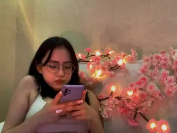 Bongacams Live Sex Cam of MyrleHenggeler